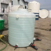 「宁德10吨塑料水箱」塑料水箱和不锈钢水箱哪个好 为什么塑料水箱这么受欢迎